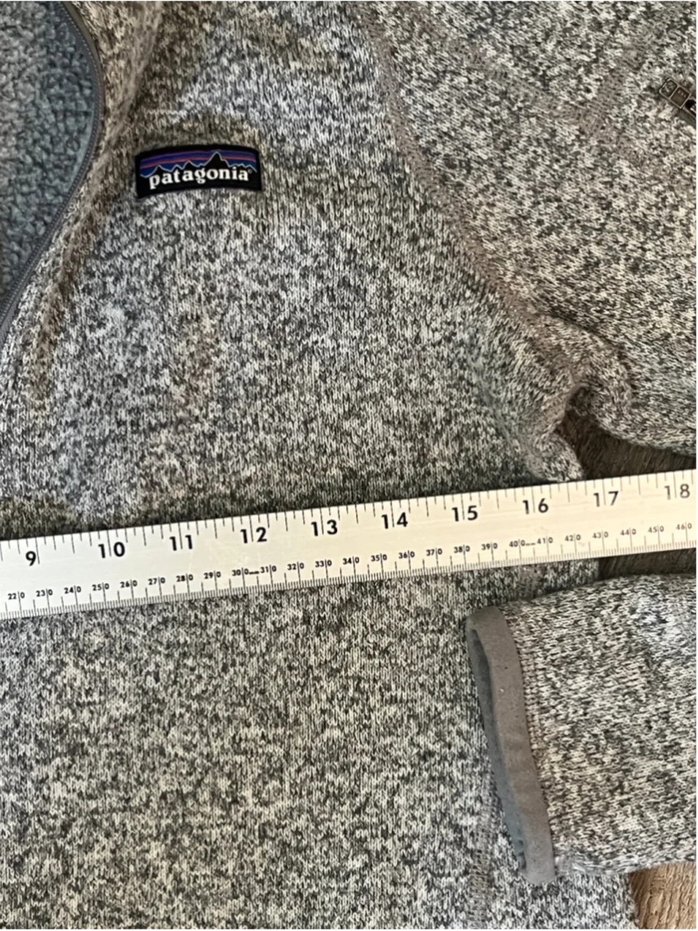 Women's Patagonia Gray Quarter-Zip Sweater M